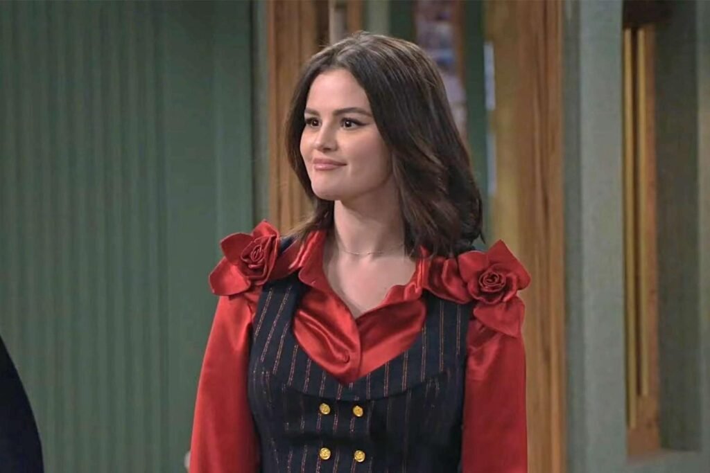 Breakout Role — Wizards of Waverly Place