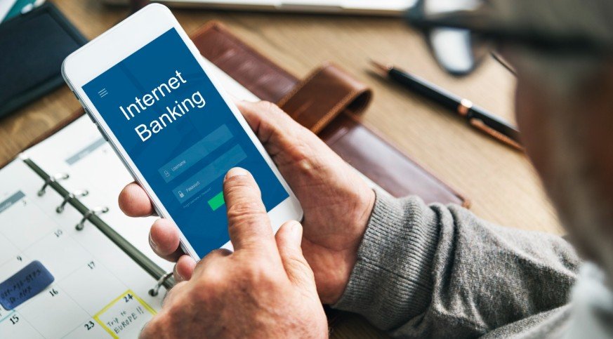 Why is Digital Banking on the Rise